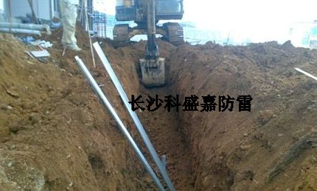 你知道為什么做防雷地網(wǎng)時，挖溝要0.5米寬，1米深
